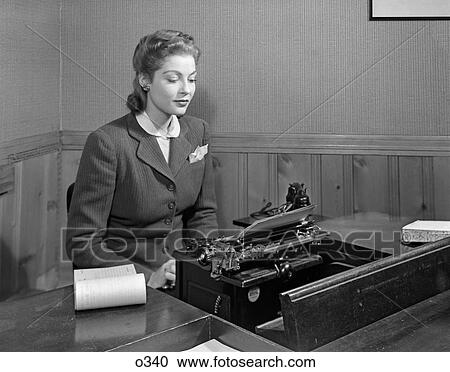 1940 1940S Retro Woman Business Desk Typewriter View Large Photo Image Stock Image - 1940 1940S Retro Woman Business Desk Typewriter . Fotosearch