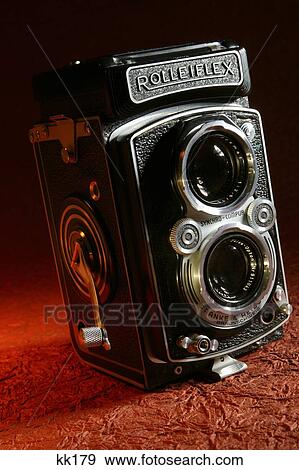 Stock Photo - 1040S 1950S 1960S 1970S Vintage Rolleiflex Camera. Fotosearch