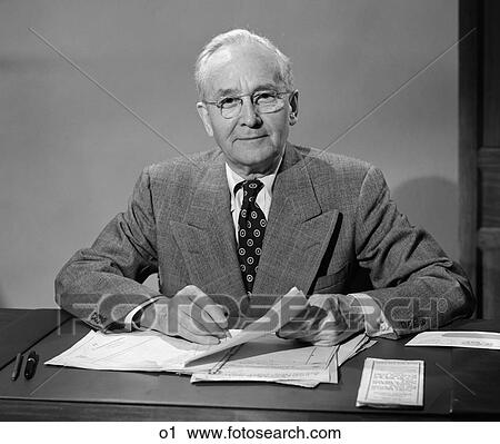1950 1950S Retro Anchorman Television News Tv Reporter View Large Photo Image Stock Image - 1950 1950S Retro Anchorman Television News Tv Reporter . Fotosearch