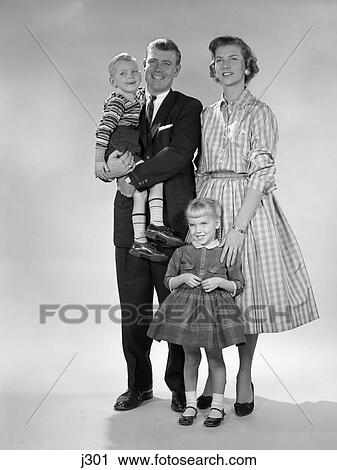 1950S Full Length Portrait Of Family View Large Photo Image Stock Image - 1950S Full Length Portrait Of Family . Fotosearch