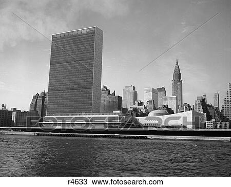 1950S View Of New York City Skyline From Hudson River View Large Photo Image Stock Image - 1950S View Of New York City Skyline From Hudson River . Fotosearch