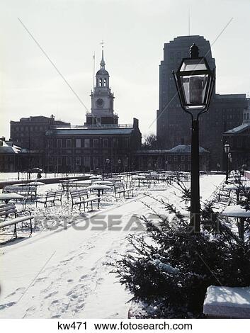 Stock Image - 1950S Winter Snow Scene Of Independence Hall Philadelphia Pa. Fotosearch