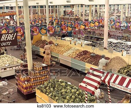 Stock Image - 1960 1960S Retro Supermarket Schoegmanns New Orleans Louisiana. Fotosearch