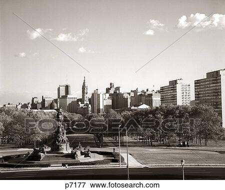 1960 1960S Skyline Philadelphia View Large Photo Image Stock Photo - 1960 1960S Skyline Philadelphia . Fotosearch