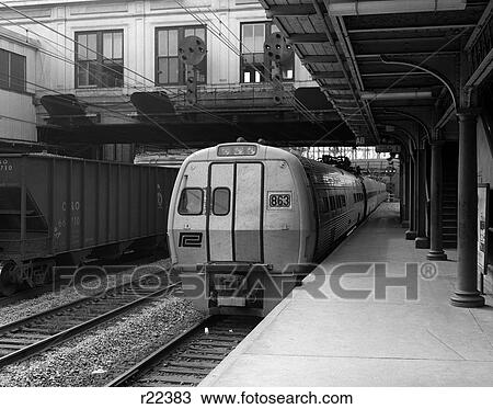 1960S Metroliner Stopped At Station View Large Photo Image Stock Image - 1960S Metroliner Stopped At Station . Fotosearch