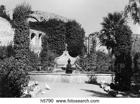 1940s 950s garden of san juan capistrano mission california View Large Photo Image Stock Image - 1940s 950s garden of san juan capistrano mission california. Fotosearch