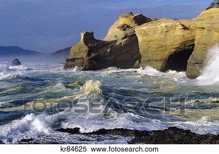 Stock Photography - cape kiwanda oregon. Fotosearch