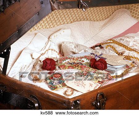 roses love letters mementos valentines in wooden trunk View Large Photo Image Stock Photo - roses love letters mementos valentines in wooden trunk. Fotosearch
