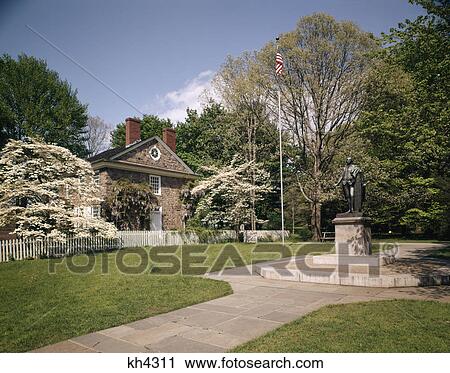 washington's headquarters statue valley forge pa View Large Photo Image Stock Image - washington's headquarters statue valley forge pa. Fotosearch