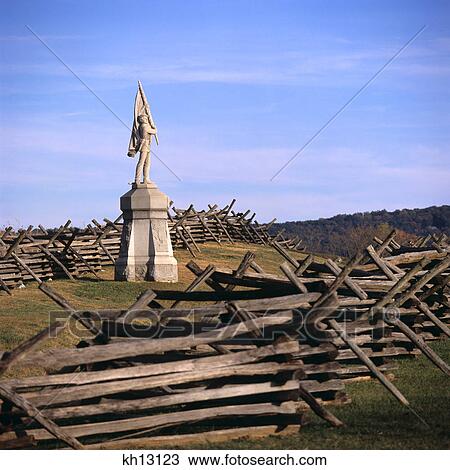 1862 September 17Th Statue On Bloody Lane Battle Site Antietam National Battlefield Sharpsburg Maryland Usa View Large Photo Image Stock Image - 1862 September 17Th Statue On Bloody Lane Battle Site Antietam National Battlefield Sharpsburg Maryland Usa . Fotosearch
