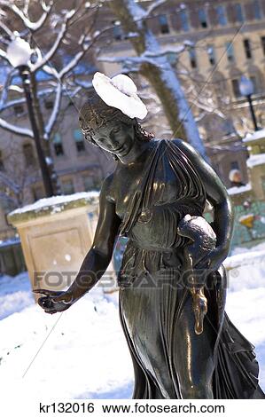 2000S Statue Of Leda And The Swan In Winter Snow Rittehouse Square Philadelphia Pennsylvania Usa View Large Photo Image Stock Photograph - 2000S Statue Of Leda And The Swan In Winter Snow Rittehouse Square Philadelphia Pennsylvania Usa. Fotosearch