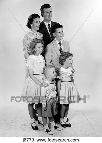 1950S Family Portrait Mother Father Four Children View Large Photo Image Stock Photo - 1950S Family Portrait Mother Father Four Children. Fotosearch