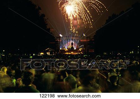 1990S Fireworks Art Museum Philadelphia Pennsylvania View Large Photo Image Stock Photo - 1990S Fireworks Art Museum Philadelphia Pennsylvania . Fotosearch