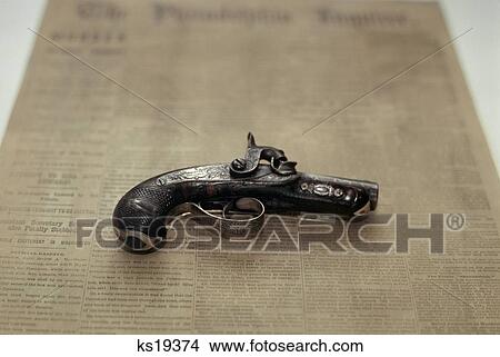 Gun Used By John Wilkes Booth To Assassinate Abraham Lincoln View Large Photo Image Picture - Gun Used By John Wilkes Booth To Assassinate Abraham Lincoln . Fotosearch