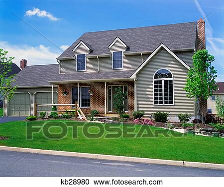 1990S Suburban Home Two Car Garage Porch View Large Photo Image Stock Image - 1990S Suburban Home Two Car Garage Porch. Fotosearch