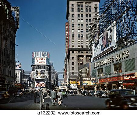 1940S Daylight Times Square Looking North From West 43Rd Street Manhattan View Large Photo Image Stock Image - 1940S Daylight Times Square Looking North From West 43Rd Street Manhattan . Fotosearch