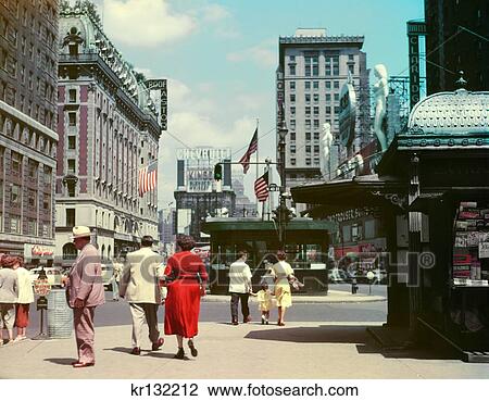 1950S Street Level View Of Times Square In Daytime Looking North From 43Rd Street New York City Usa View Large Photo Image Stock Image - 1950S Street Level View Of Times Square In Daytime Looking North From 43Rd Street New York City Usa. Fotosearch