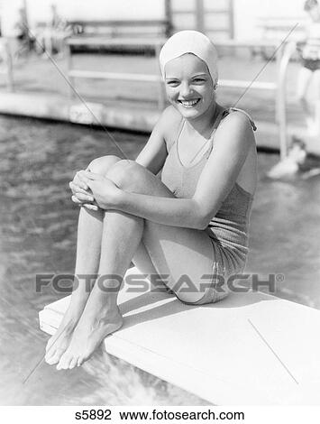 1930s bathing suits