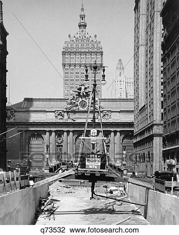 1930S Street Construction In Front Of Grand Central Station With Sign Wpa Depression Agency New York City Usa View Large Photo Image Stock Image - 1930S Street Construction In Front Of Grand Central Station With Sign Wpa Depression Agency New York City Usa. Fotosearch