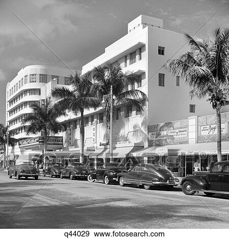 1940s LINCOLN ROAD MIAMI BEACH FLORIDA USA View Large Photo Image Stock Photo - 1940s LINCOLN ROAD MIAMI BEACH FLORIDA USA. Fotosearch