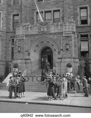 1940s STUDENTS ON CAMPUS BY CONWELL HALL TEMPLE UNIVERSITY PHILADELPHIA PA USA View Large Photo Image Stock Image - 1940s STUDENTS ON CAMPUS BY CONWELL HALL TEMPLE UNIVERSITY PHILADELPHIA PA USA. Fotosearch
