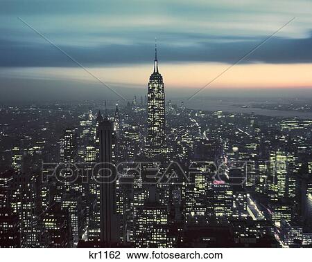 1950S Night View Of Empire State Building And Lower Manhattan Looking South From Rca Building New York City Usa View Large Photo Image Stock Image - 1950S Night View Of Empire State Building And Lower Manhattan Looking South From Rca Building New York City Usa. Fotosearch