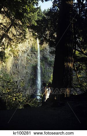 Mother And Child Looking At Multnomah Falls Oregon View Large Photo Image Stock Image - Mother And Child Looking At Multnomah Falls Oregon . Fotosearch