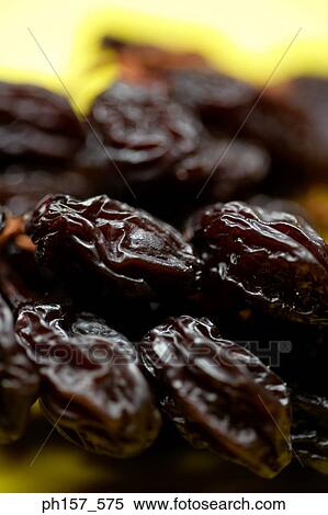 Stock Photography - Raisins. Fotosearch