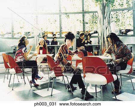 Stock Image - Diners at a café. Fotosearch