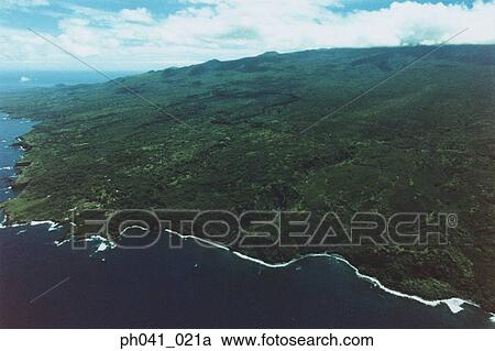Stock Image - Maui Coastline . Fotosearch