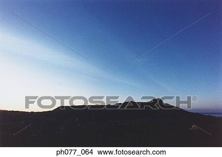 Silhouette of Diamond Head, Oahu, Hawaii, USA View Large Photo Image Picture - Silhouette of Diamond Head, Oahu, Hawaii, USA. Fotosearch