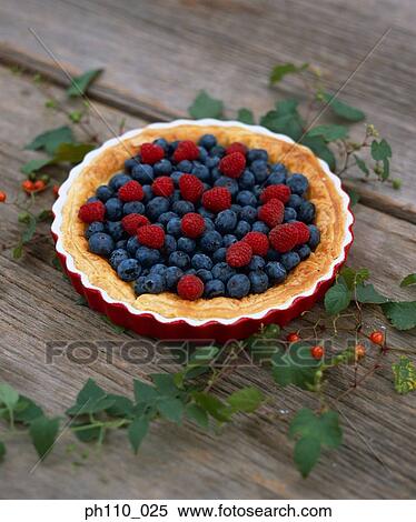 Berry pie View Large Photo Image Stock Photography - Berry pie. Fotosearch