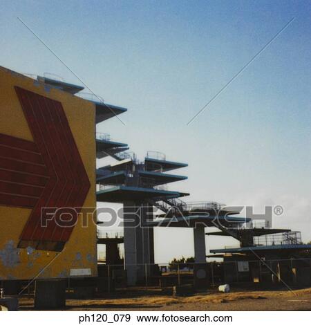 Arrow sign pointing towards construction site View Large Photo Image Stock Photo - Arrow sign pointing towards construction site. Fotosearch