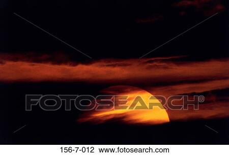 Stock Image - Dawn, Summer, RA, Heat, Atmosphere, Daybreak. Fotosearch