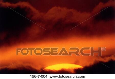 Picture - Skies, RA, Heaven, Sunset, Atmosphere, Rise, Set. Fotosearch