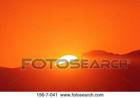 Stock Image - Sunset, Time, Daybreak, Setting, Backgrounds, Skies, Cloud. Fotosearch