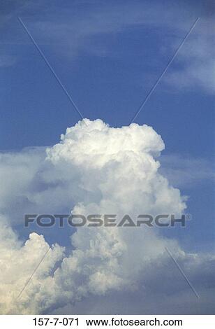 背景 空 雰囲気 雲 日中 背景 天国 ストックイメージ 157 7 071 Fotosearch