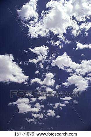 青 雲 雰囲気 天候 空 雲 背景 画像コレクション 157 7 076 Fotosearch