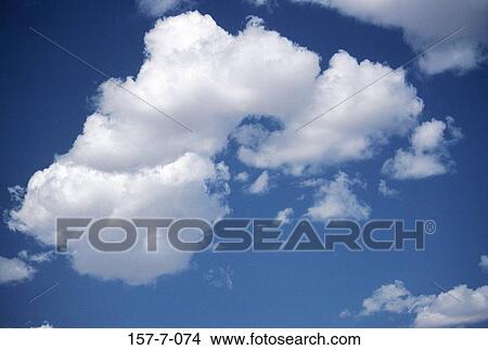 Picture - Background, Atmosphere, Skies, Blue, Heaven, Sky, Clouds. Fotosearch