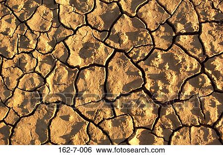 Mud, Dirt, Textures, Cracks, Desert, Earth, Desert View Large Photo Image Stock Photograph - Mud, Dirt, Textures, Cracks, Desert, Earth, Desert. Fotosearch