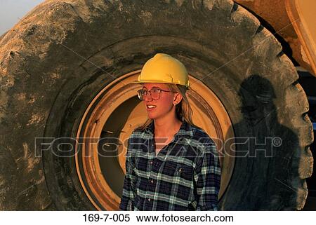Stock Photography - Construction, Equipment, Building, Working, Mover, Macinery, Daylight. Fotosearch
