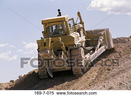 Stock Photography - Equipment, Commercial, Mover, Site, Digging, Building, Earth. Fotosearch
