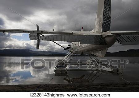 Stock Photograph - De Havilland DHC-2 Beaver, turbine, Southwest Alaska, USA. Fotosearch