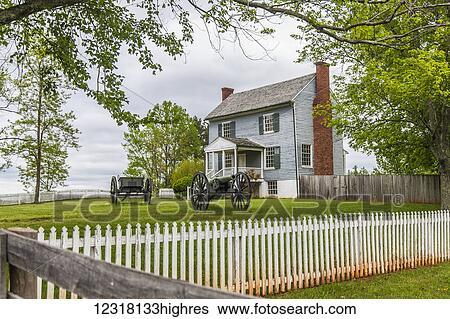 Stock Photograph - George Peers house, site of last shot of artillery fire in American Civil War; Appomattox, Virginia, United States of America. Fotosearch