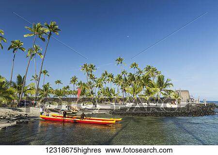 Hawaiano Bote Con Batanga Y Navegacion Ca0es En Pu Uhonua O Honaunau Nacional Park Honaunau Isla De Hawai Hawai Los Estados Unidos De America Coleccion De Fotografia highres Fotosearch