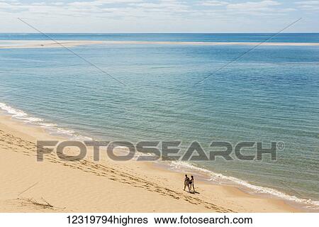 Stock Photograph - People-Couples. Fotosearch