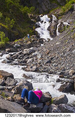 Stock Photograph - People-Couples. Fotosearch