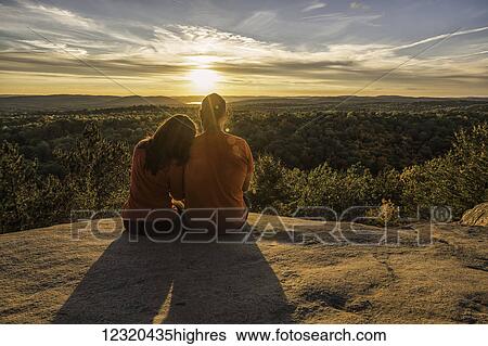 Stock Photograph - People-Couples. Fotosearch