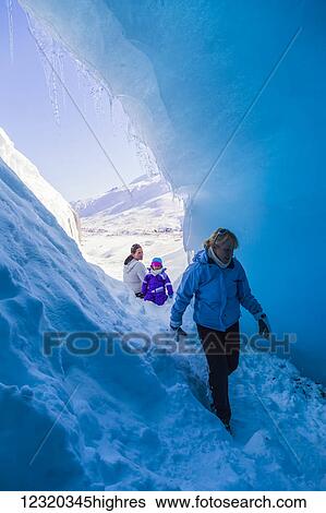 Stock Photograph - People-Families. Fotosearch