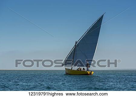 Stock Photograph - People-Mid Adult (26-39). Fotosearch